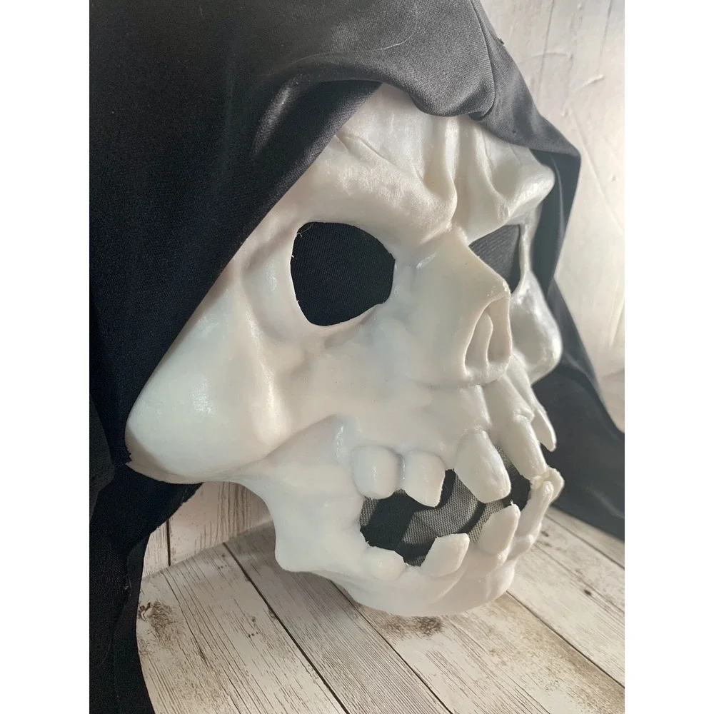 Vintage Fun World Div Halloween Mask Item #9211 Skull Face Glow in the Dark